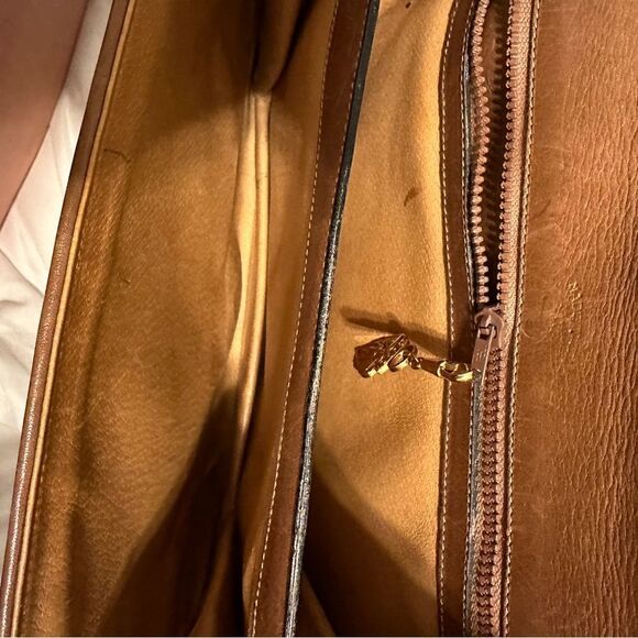 Gucci Brown and Gold Blondie Shoulder Bag with Signature Monogram - Picture 9 of 11